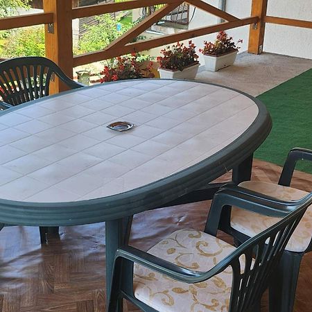 Apartment Sajra Kulen Vakuf Bagian luar foto